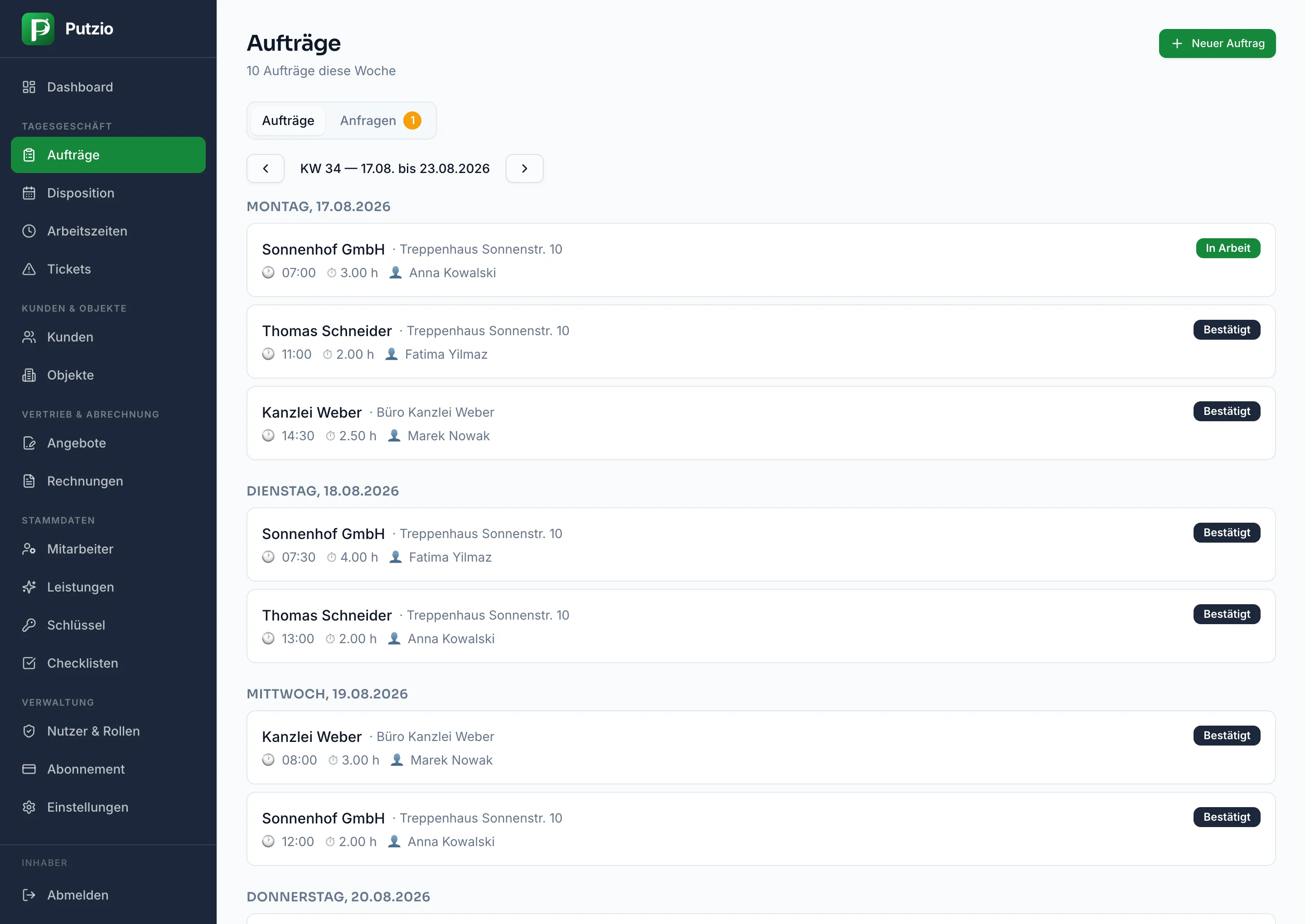 Putzio Auftragsplanung: Wochenansicht mit Aufträgen und Status